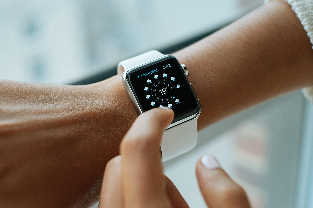 Warum überwacht Ihre Smartwatch Ihre politischen Ansichten?